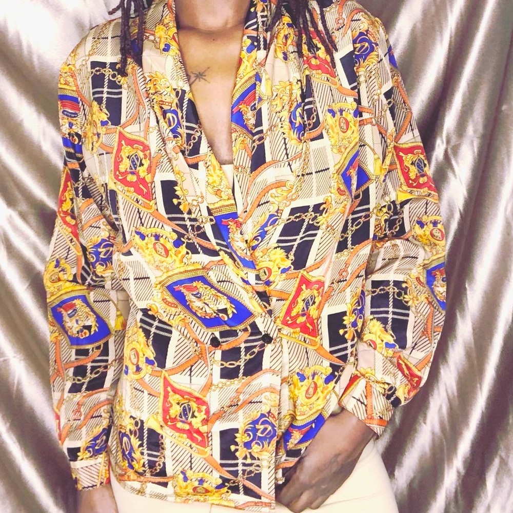 90’s vibe printed blouse